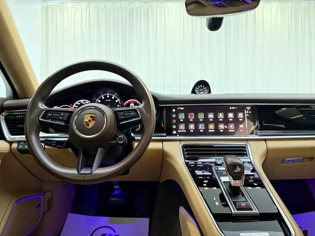 Porsche Panamera — фото 11