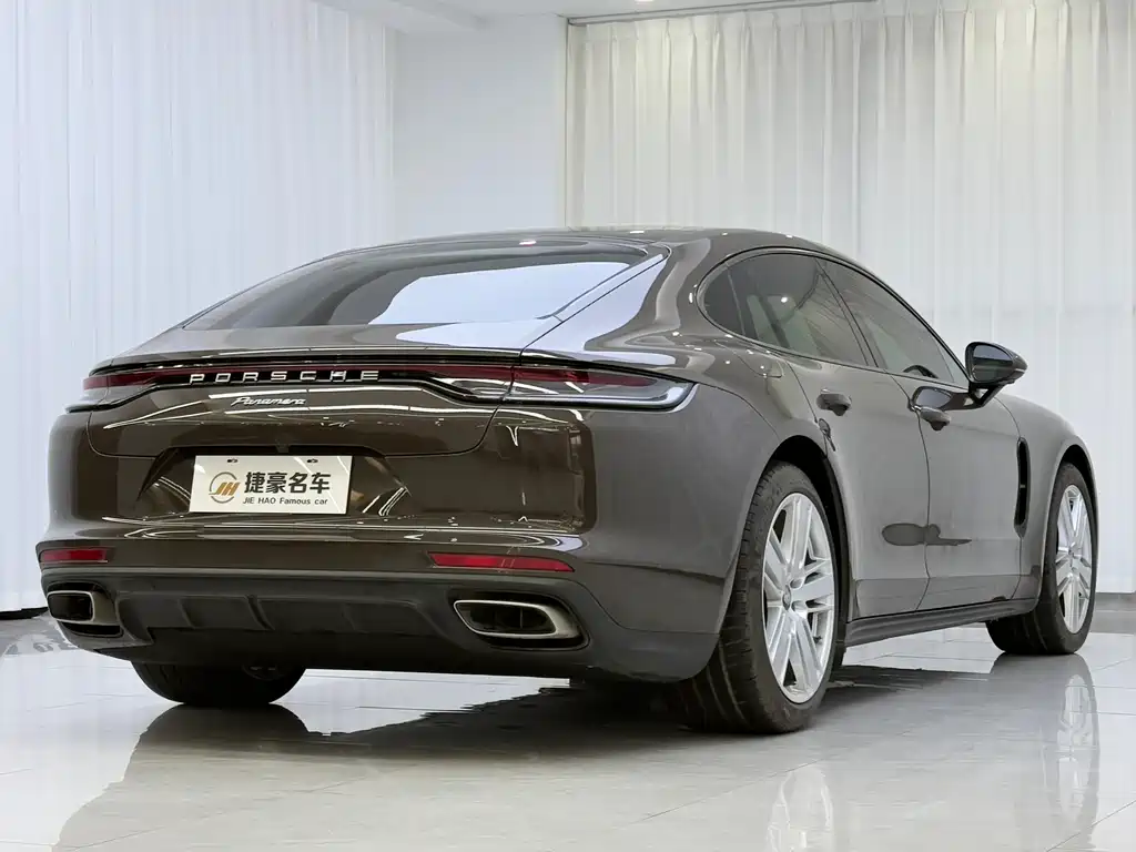 Porsche Panamera — фото 15