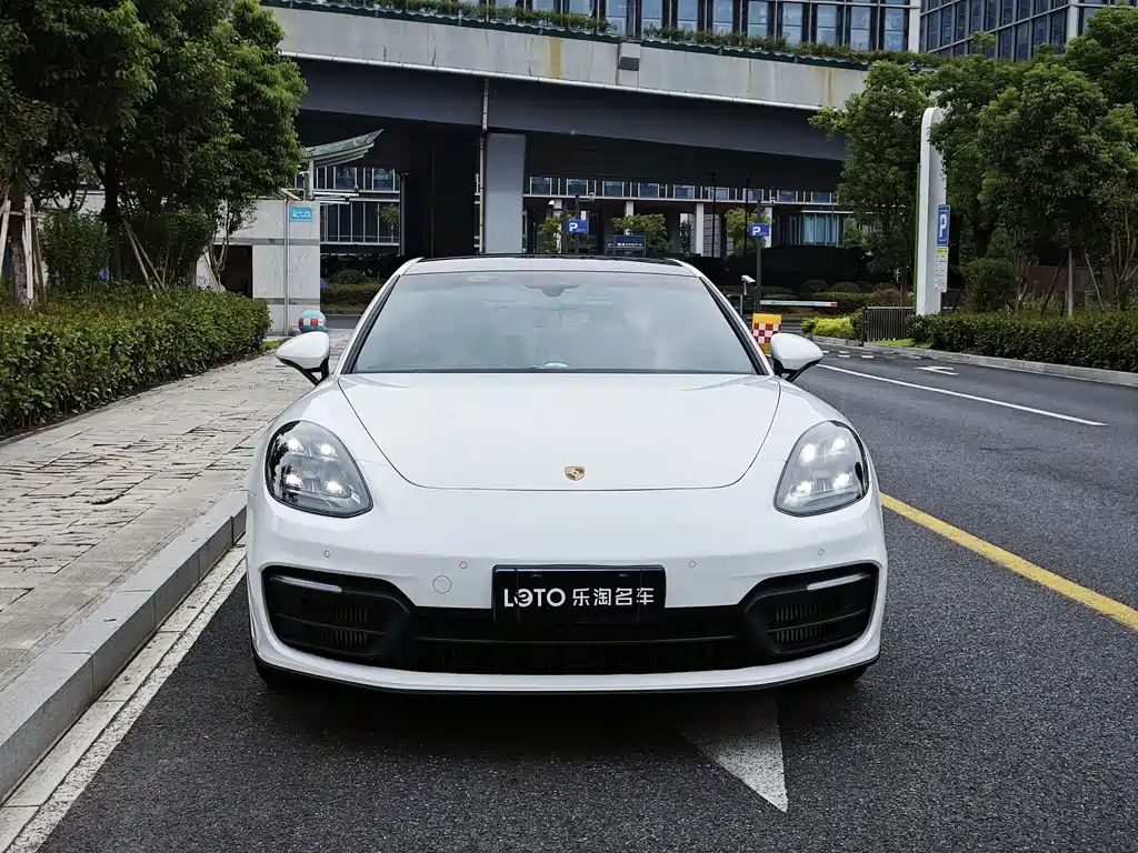 Porsche Panamera — фото 2
