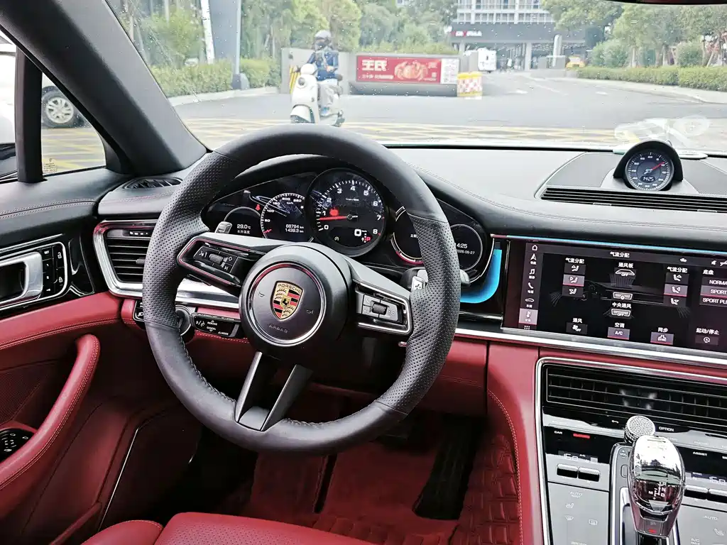 Porsche Panamera — фото 9
