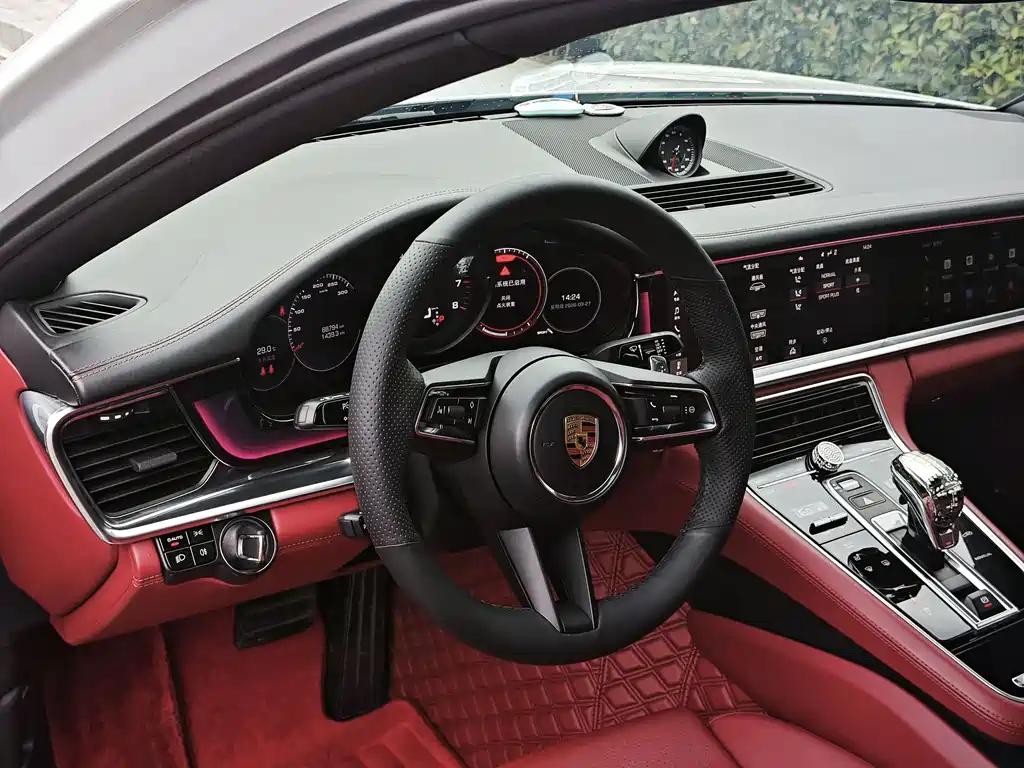 Porsche Panamera — фото 10