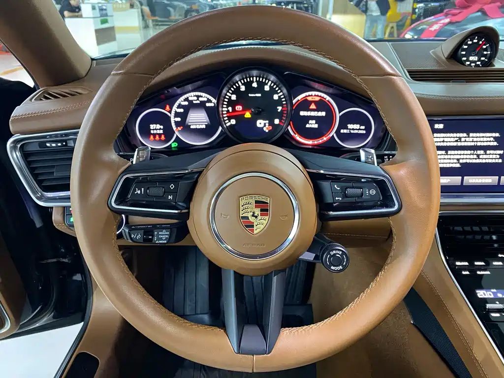 Porsche Panamera — фото 8