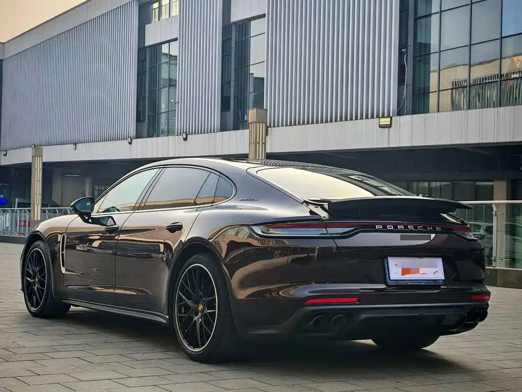 Porsche Panamera — фото 4