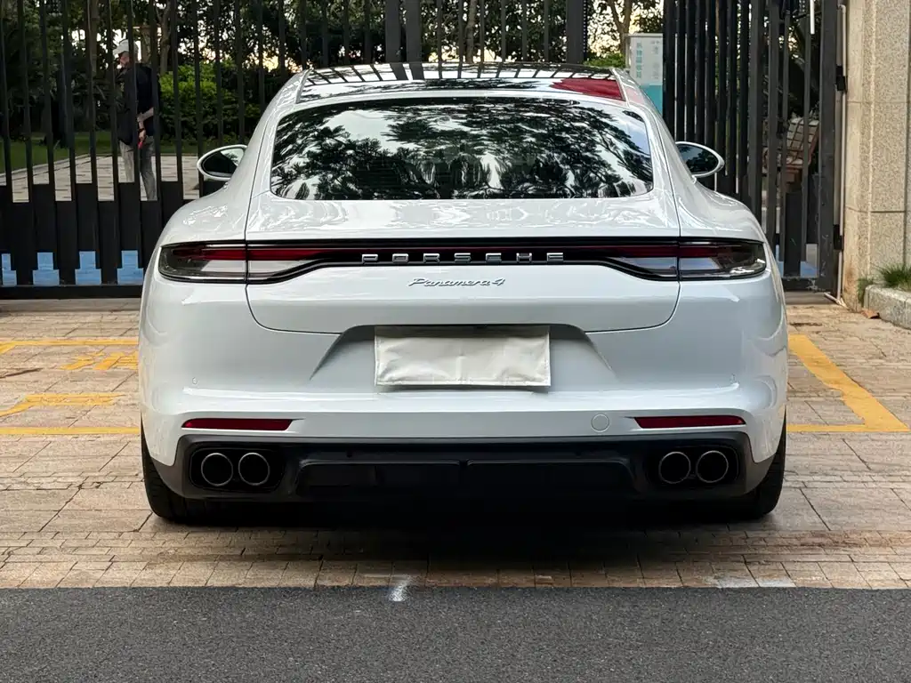 Porsche Panamera — фото 6
