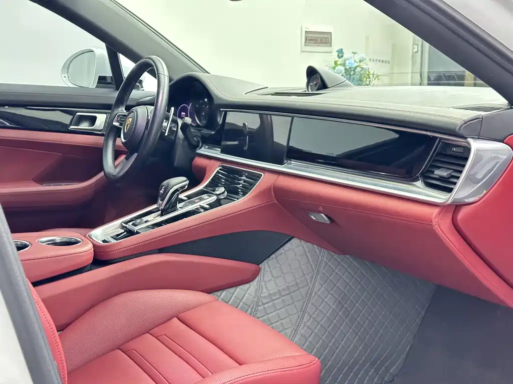 Porsche Panamera — фото 15