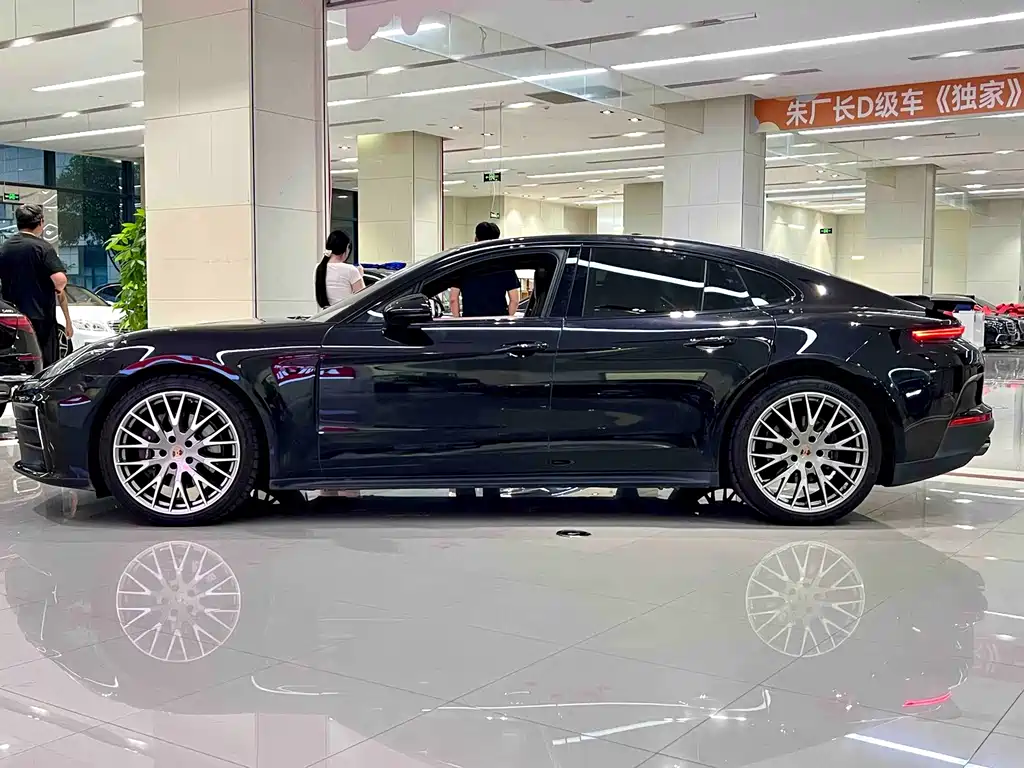 Porsche Panamera — фото 3