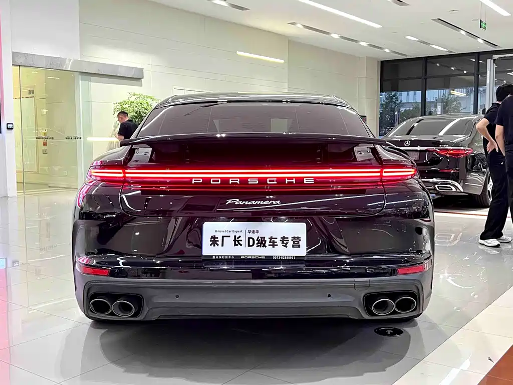 Porsche Panamera — фото 10