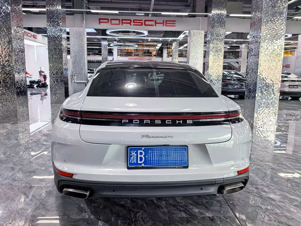 Porsche Panamera — фото 6