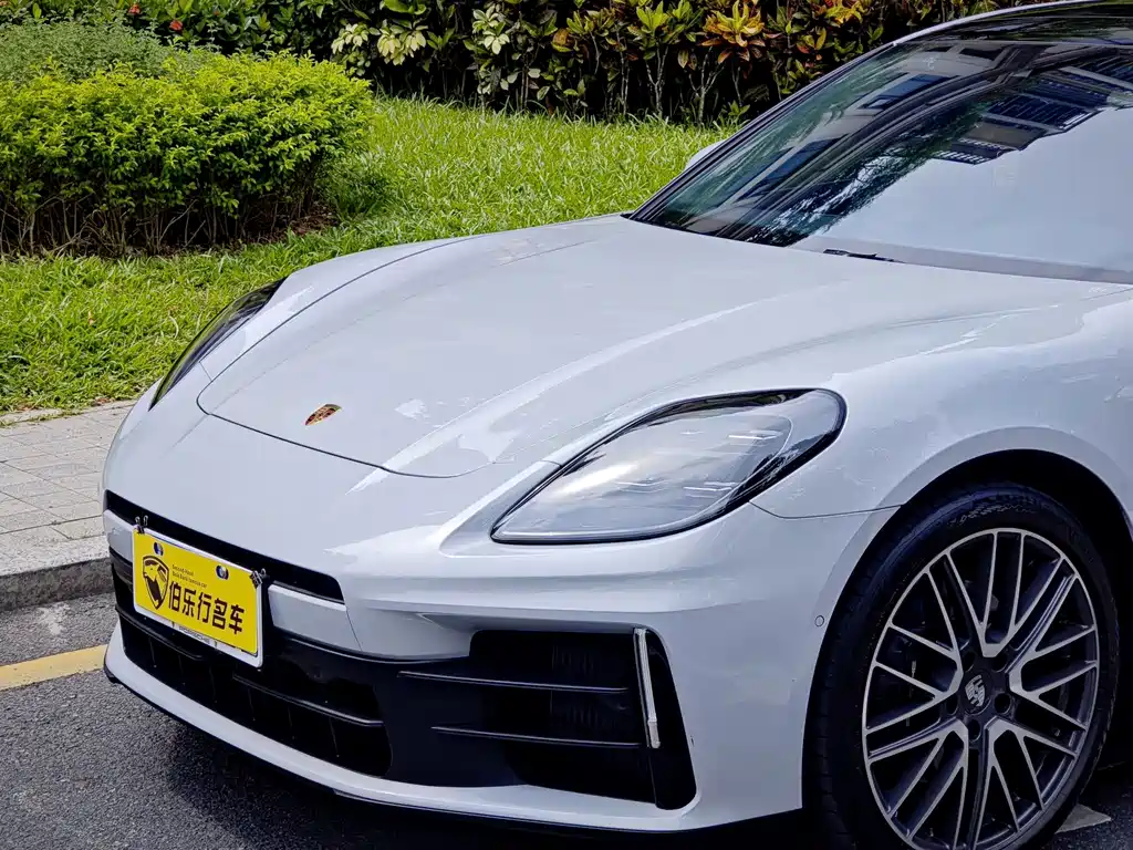 Porsche Panamera — фото 2