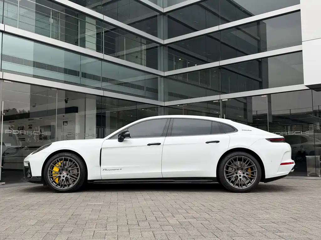 Porsche Panamera — фото 4