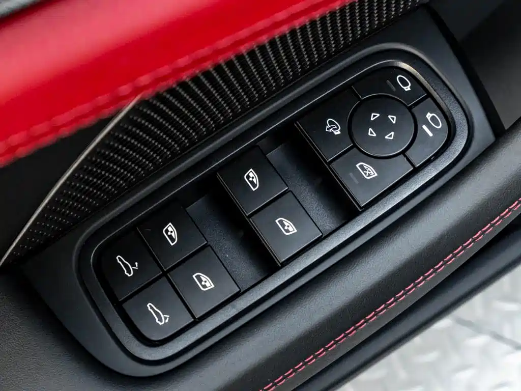 Porsche Panamera — фото 22