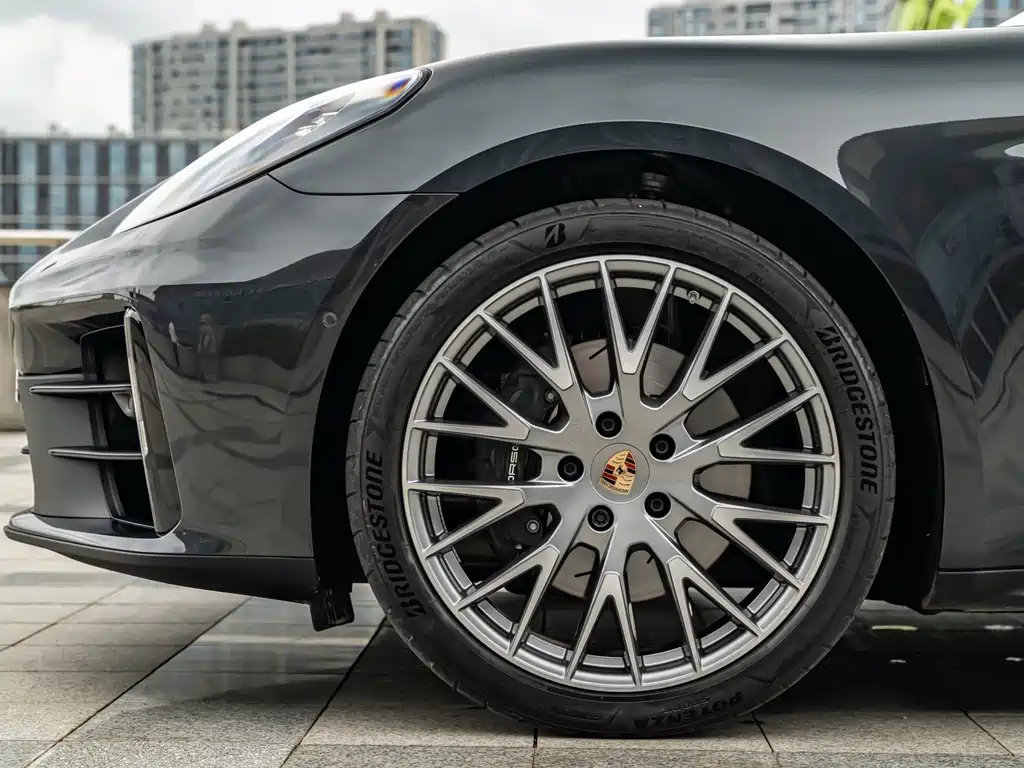 Porsche Panamera — фото 9