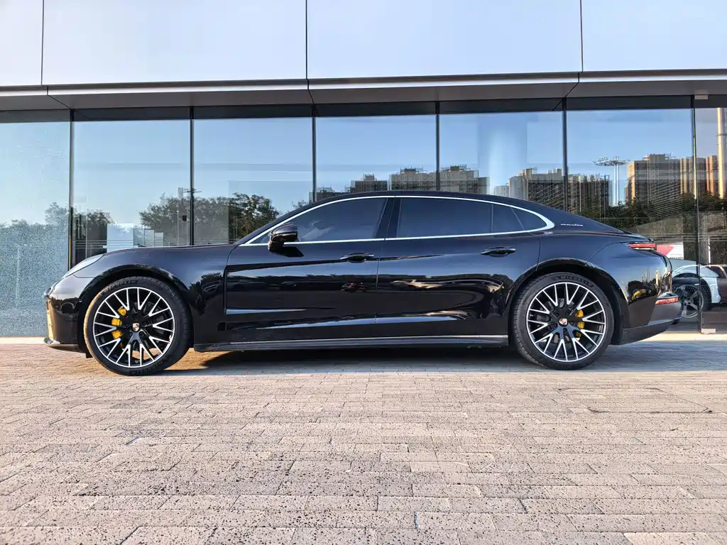 Porsche Panamera — фото 10