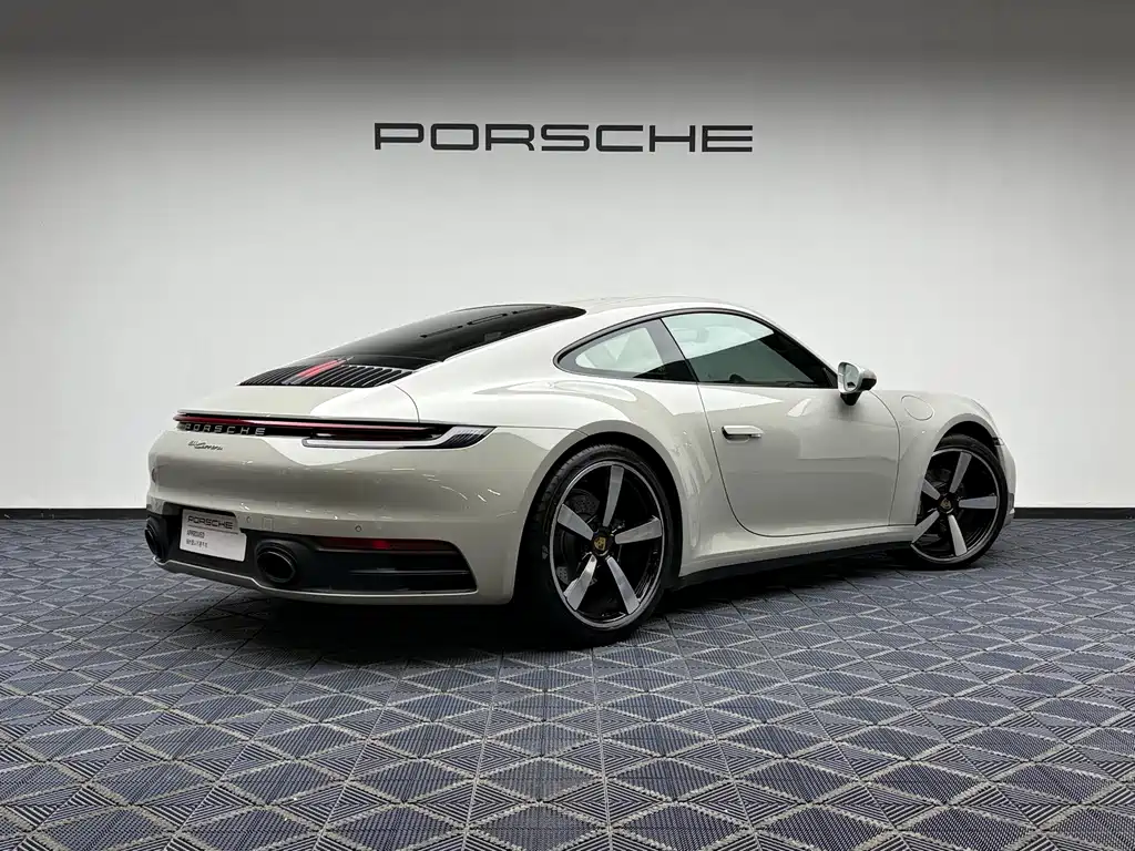Porsche 911 — фото 2