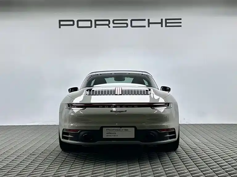 Porsche 911 — фото 6
