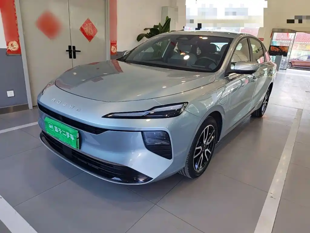 Roewe D6