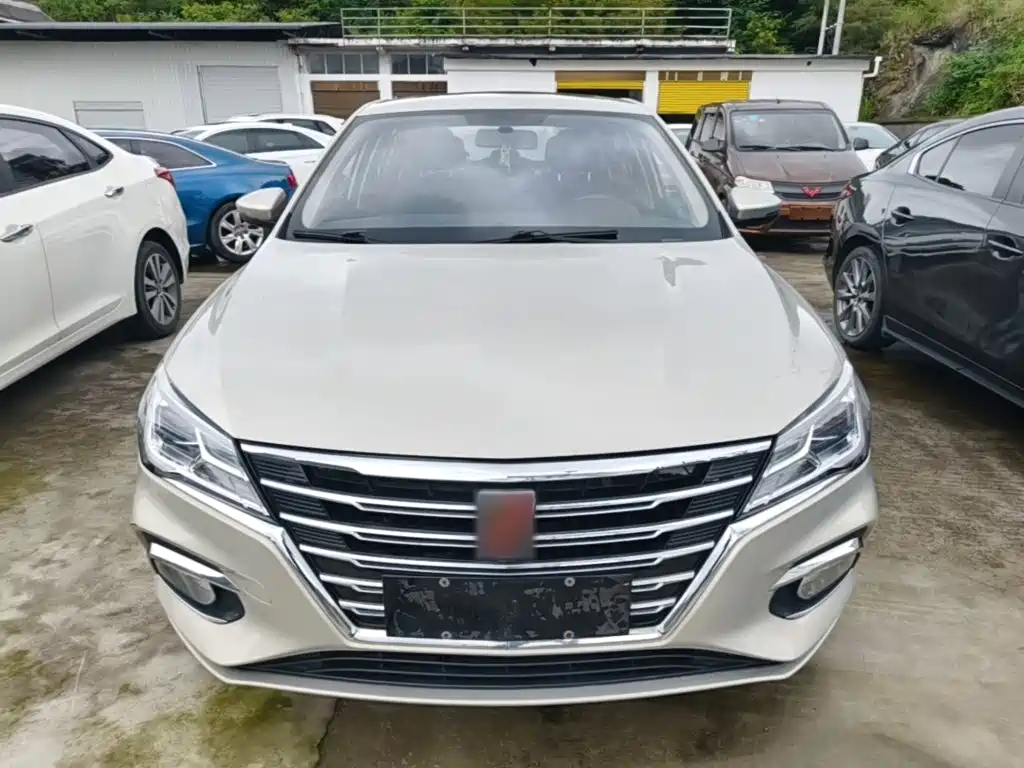 Roewe i5 — фото 3
