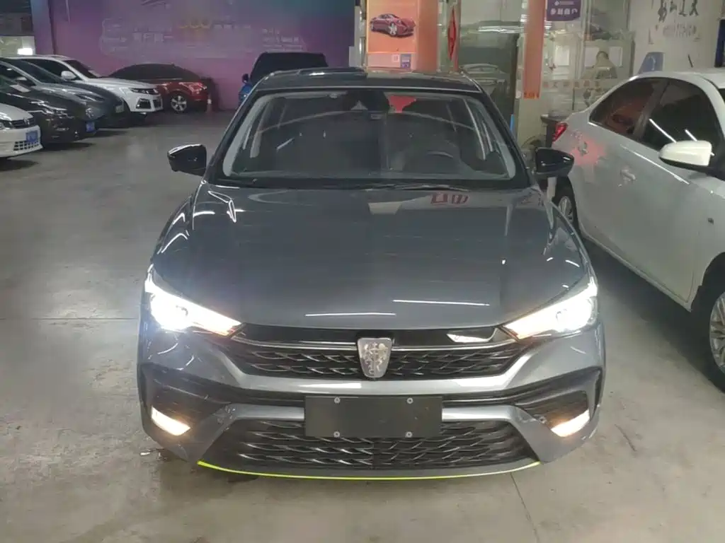 Roewe i5 — фото 3