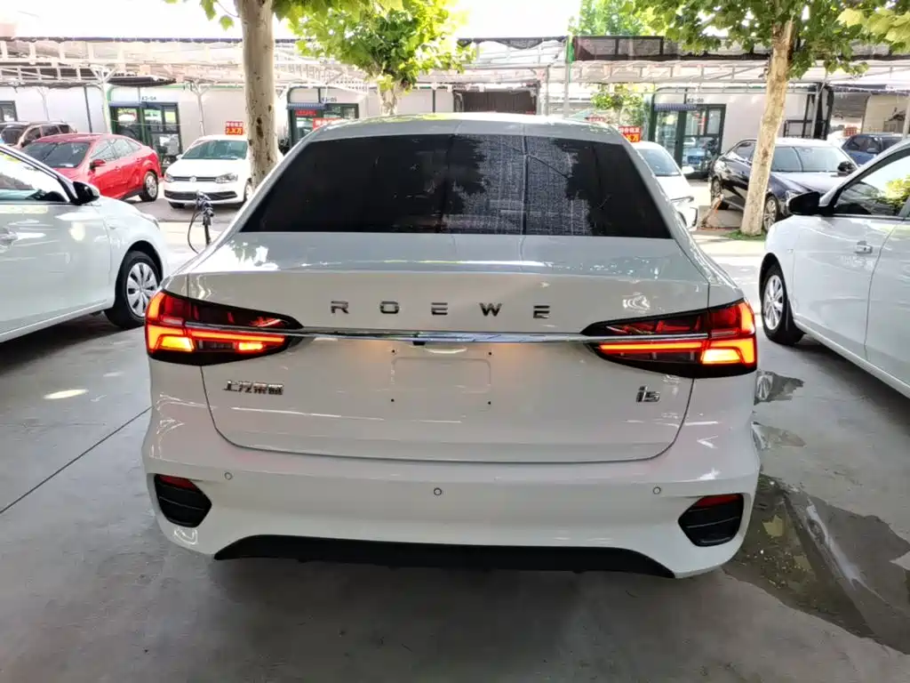 Roewe i5 — фото 6