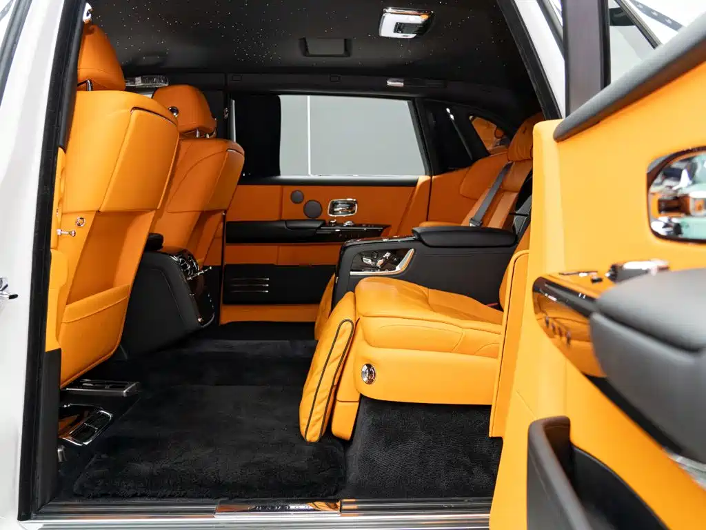 Rolls-Royce Phantom — фото 10