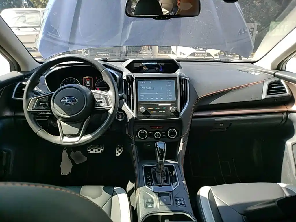 Subaru XV — фото 10