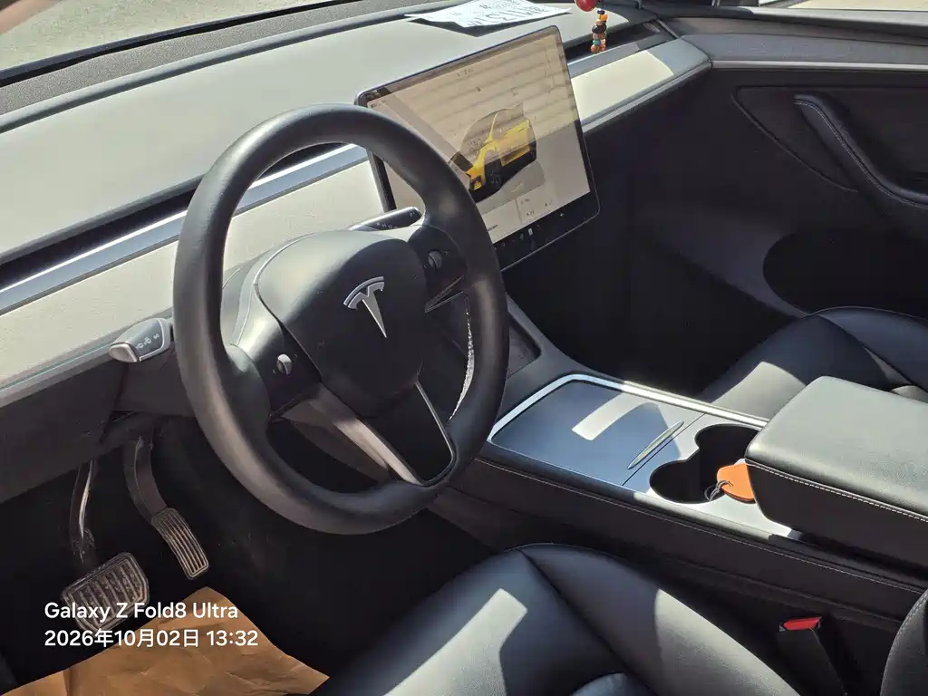Tesla Model Y — фото 4