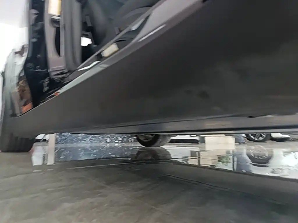 Tesla Model Y — фото 21