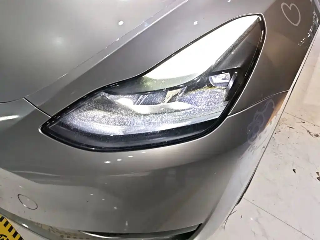 Tesla Model Y — фото 24