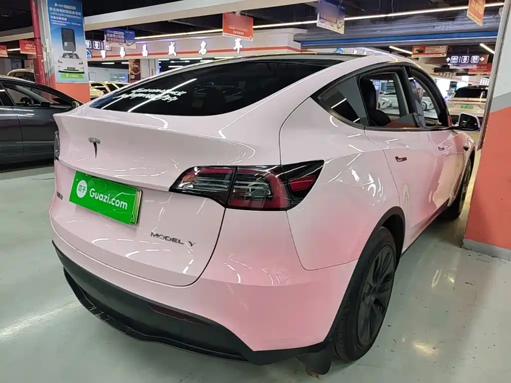 Tesla Model Y — фото 7