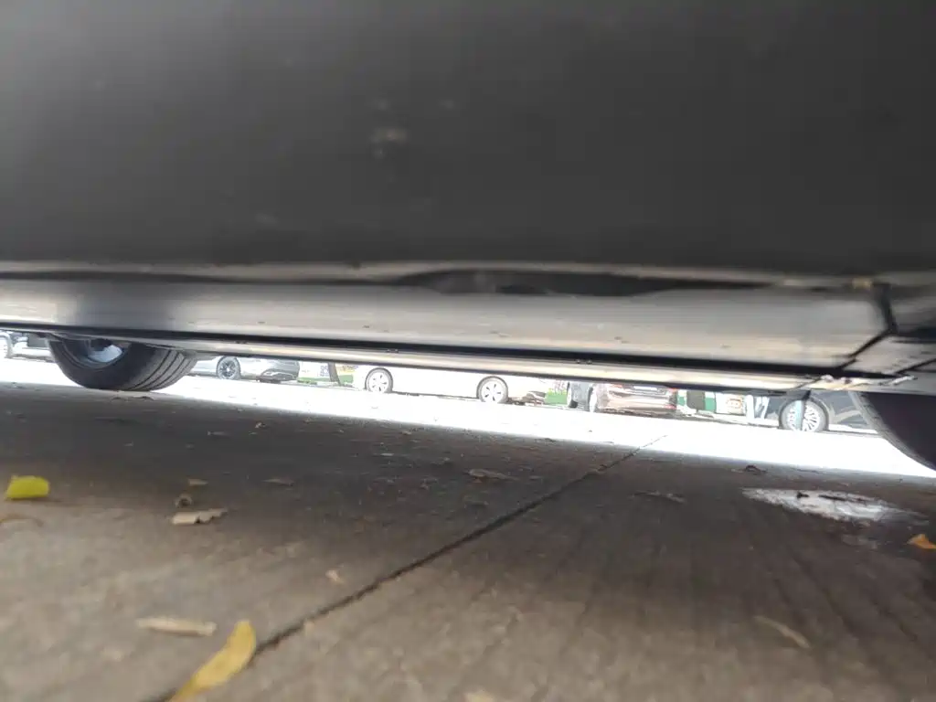 Tesla Model Y — фото 17