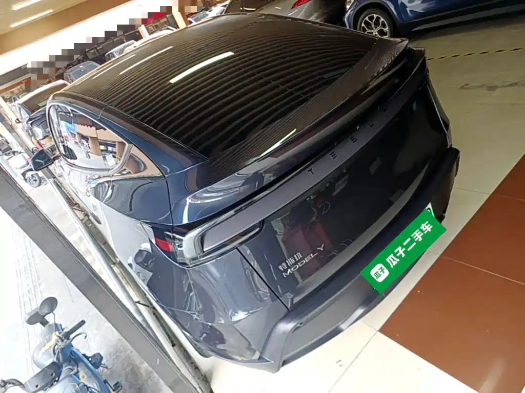 Tesla Model Y — фото 5