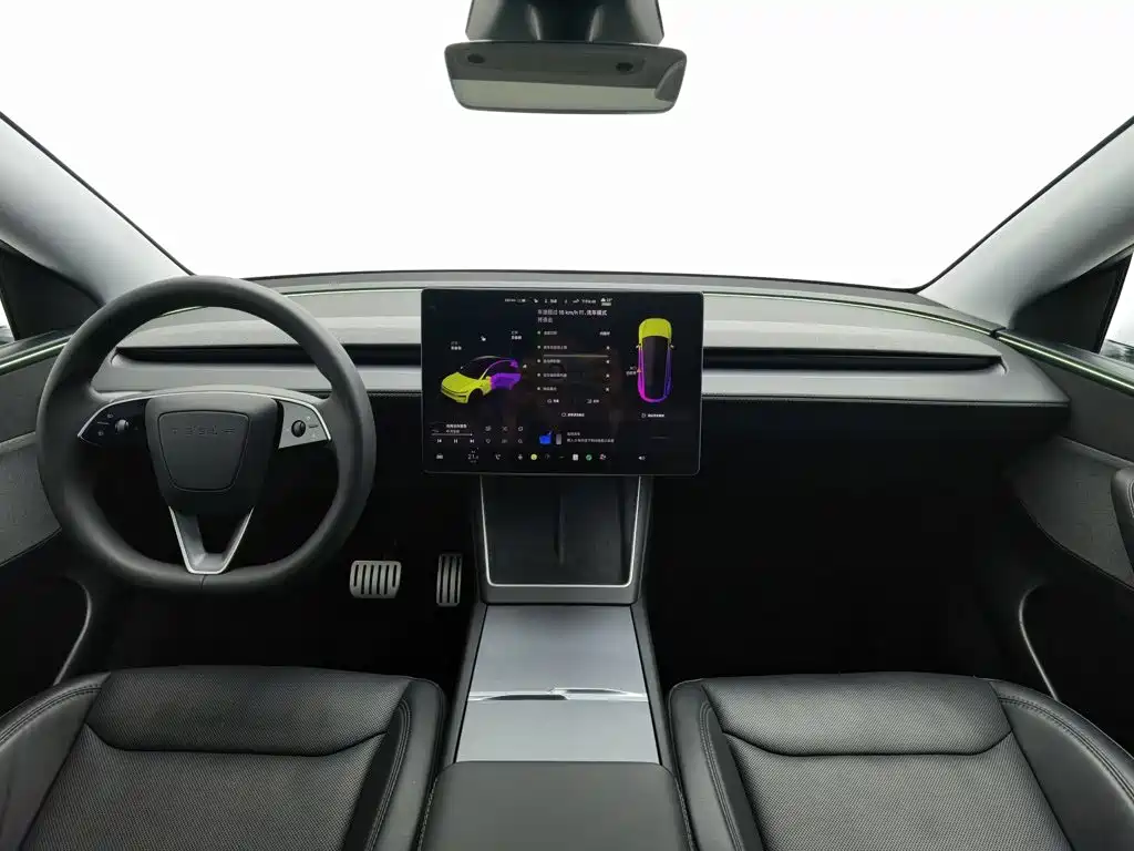 Tesla Model Y — фото 5