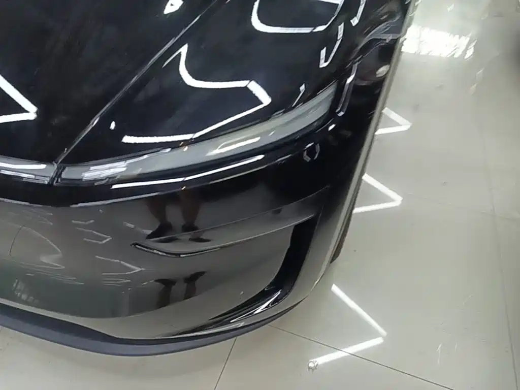 Tesla Model Y — фото 24