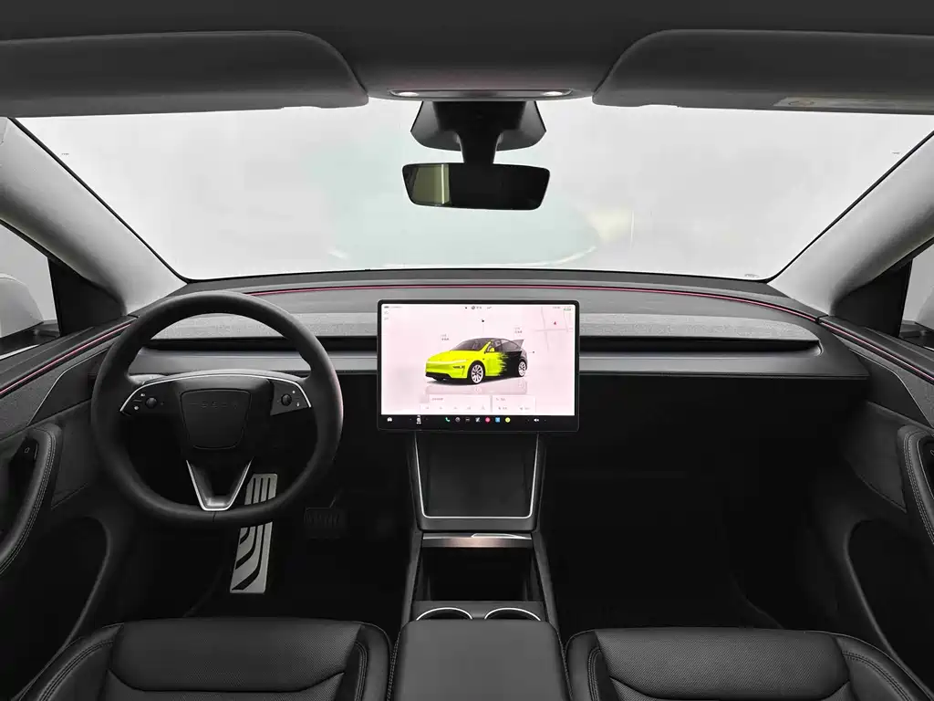 Tesla Model Y — фото 11