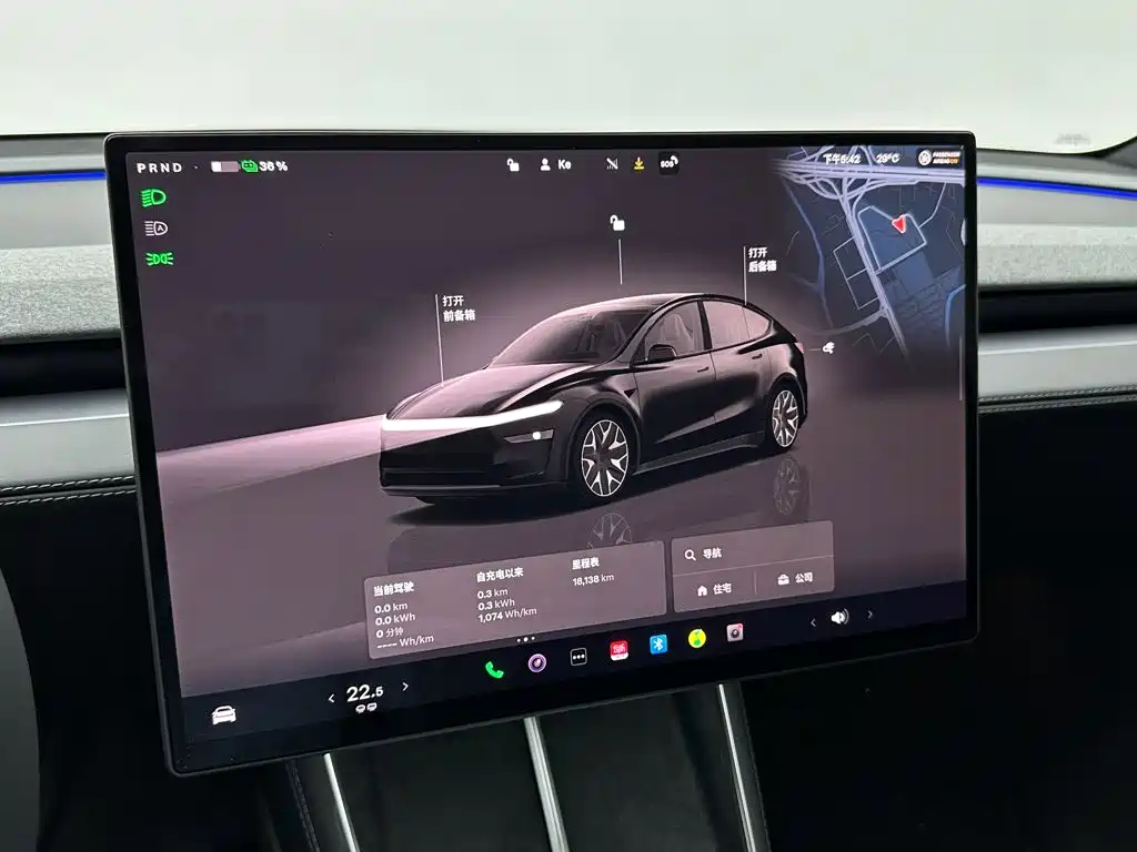 Tesla Model Y L — фото 14
