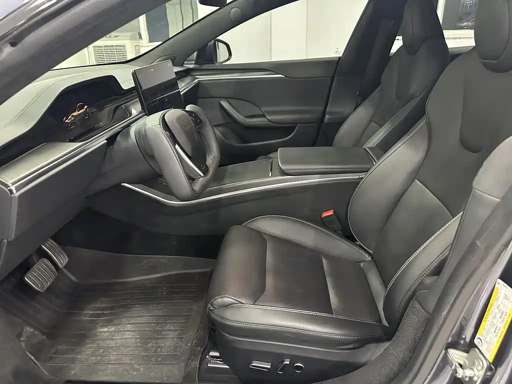 Tesla Model S — фото 6
