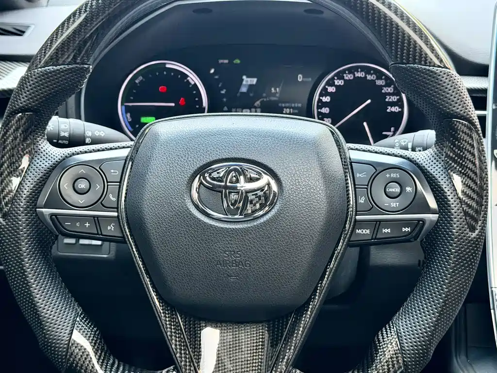 Toyota Avalon — фото 19