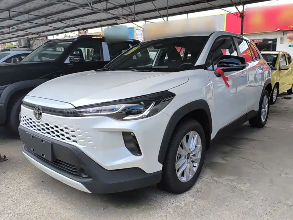 Toyota Corolla Cross — фото 2