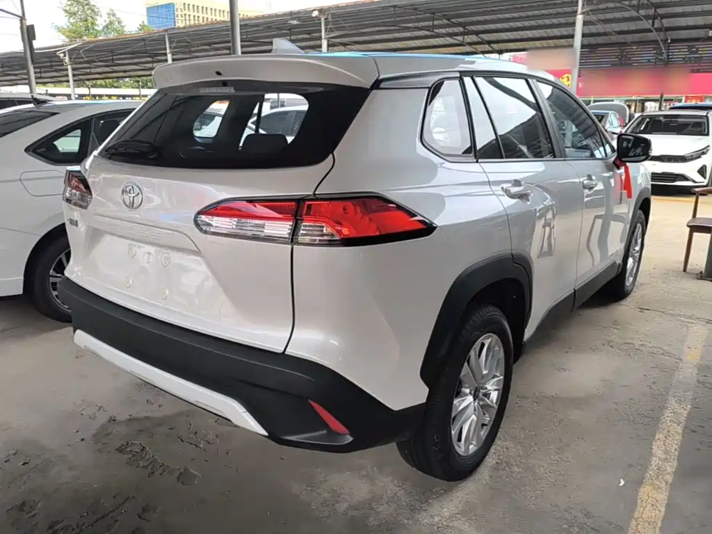 Toyota Corolla Cross — фото 7