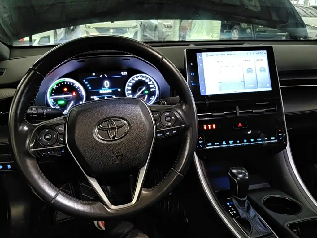 Toyota Avalon — фото 10