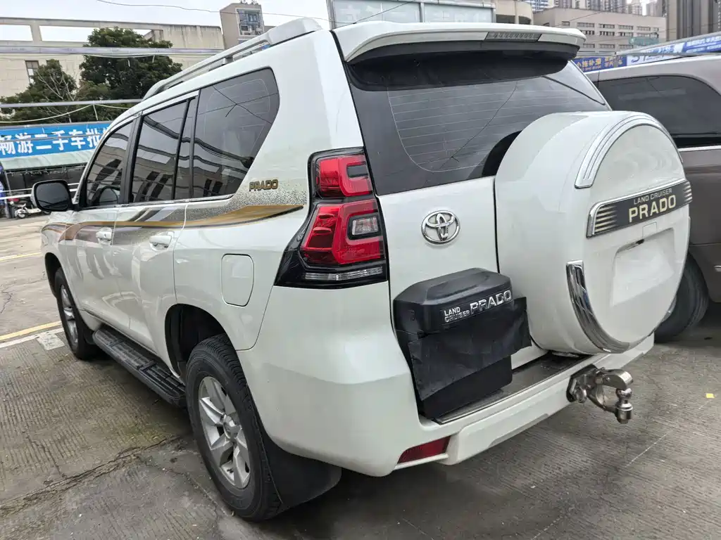 Toyota Prado (Import) — фото 6