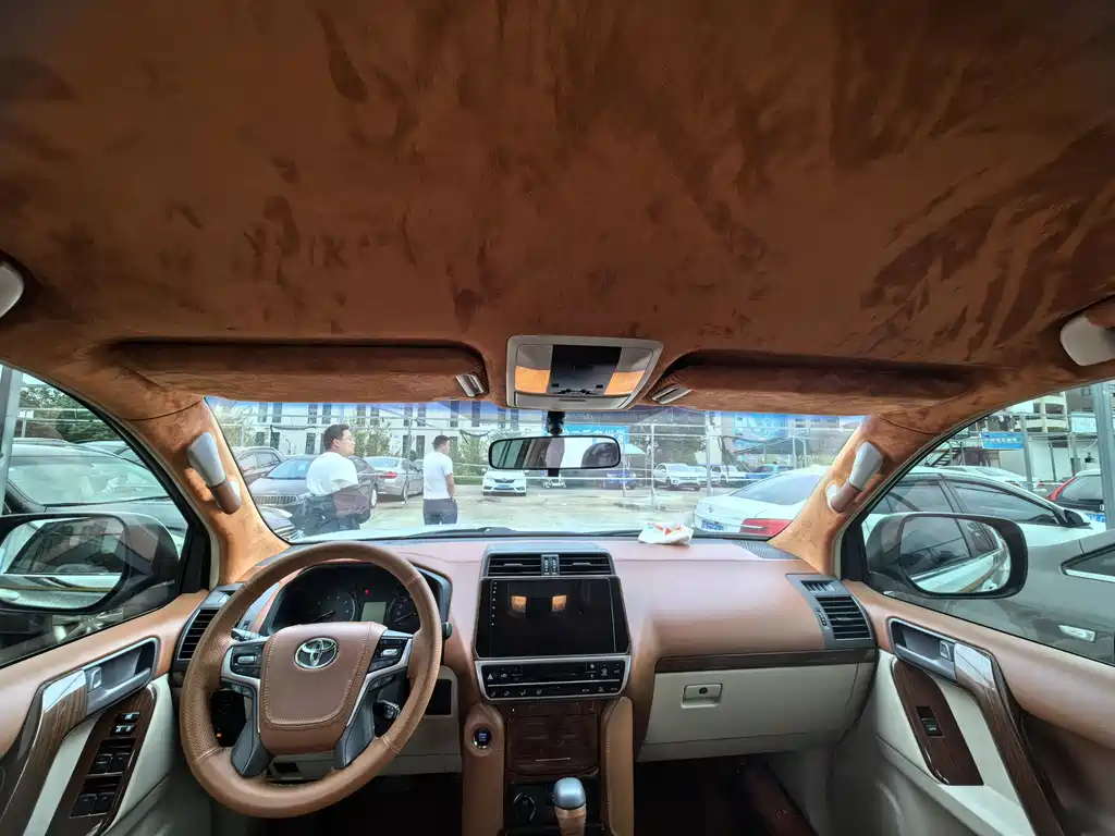 Toyota Prado (Import) — фото 10