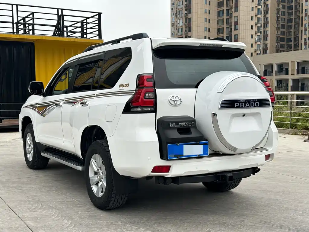 Toyota Prado (Import) — фото 9