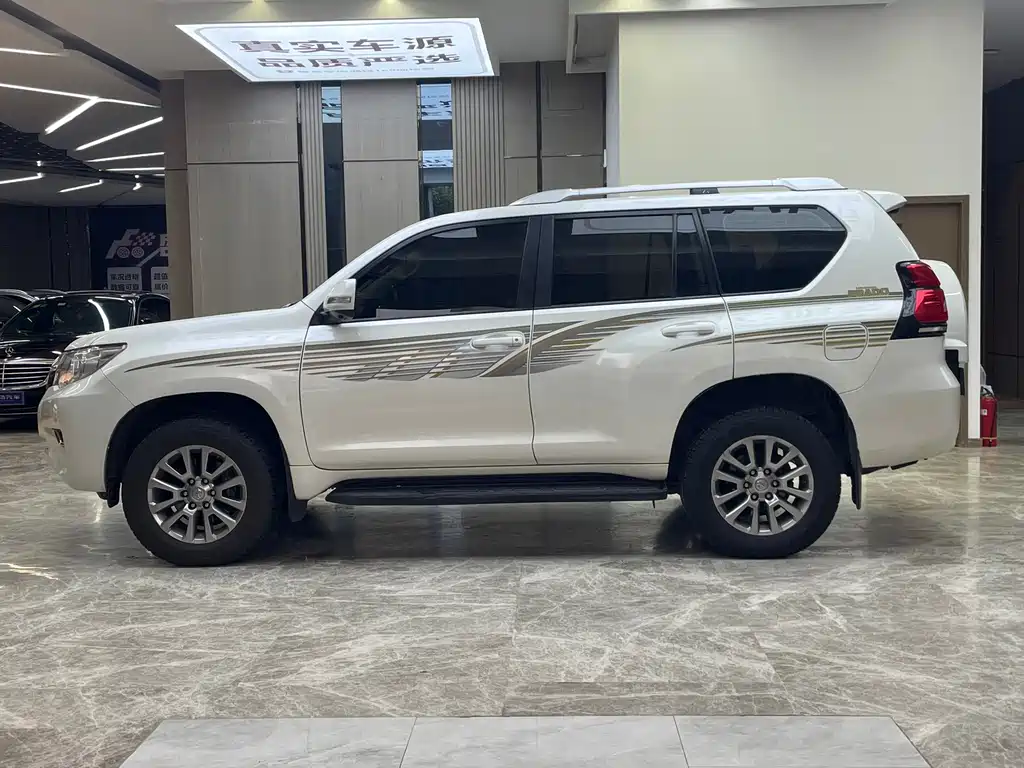 Toyota Prado (Import) — фото 4
