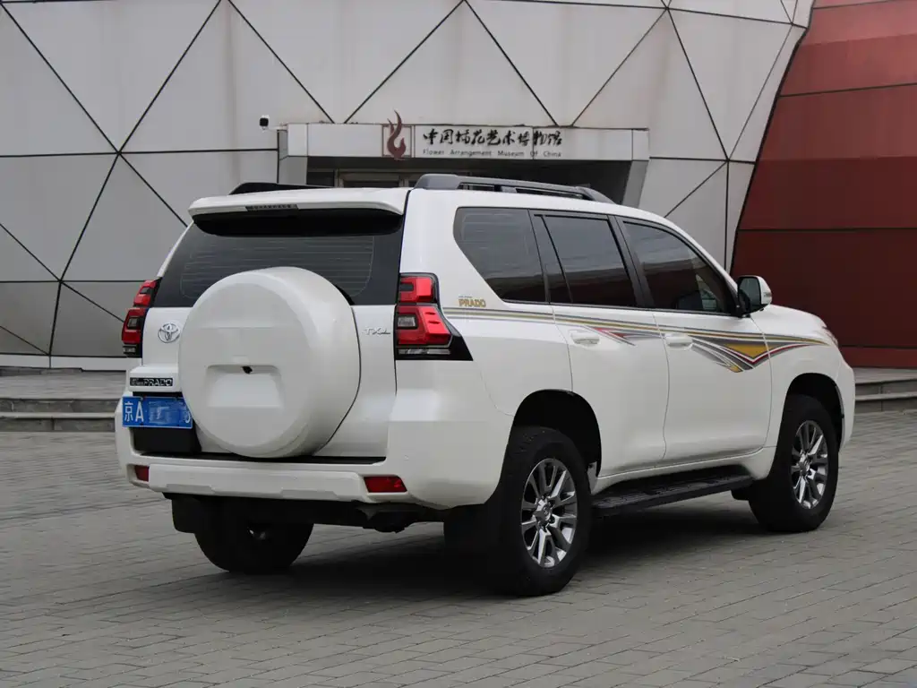 Toyota Prado (Import) — фото 4
