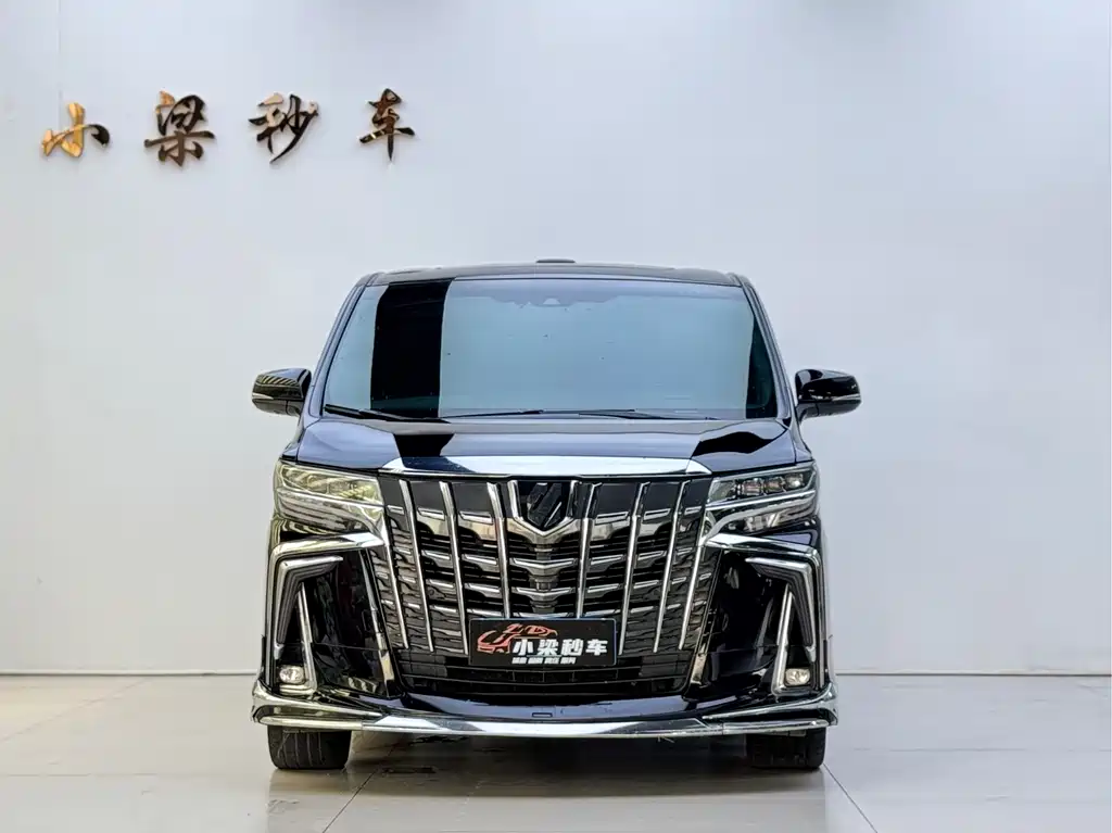 Toyota Vellfire — фото 2
