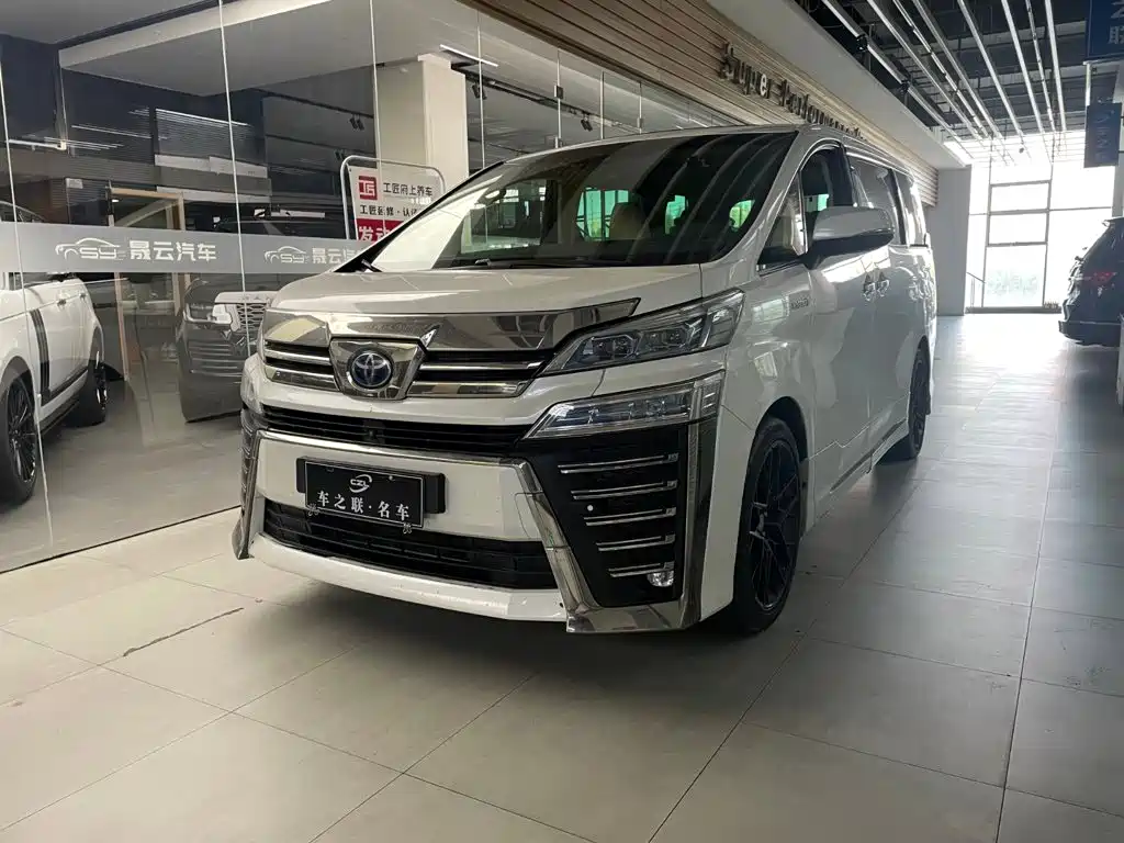 Toyota Vellfire — фото 3