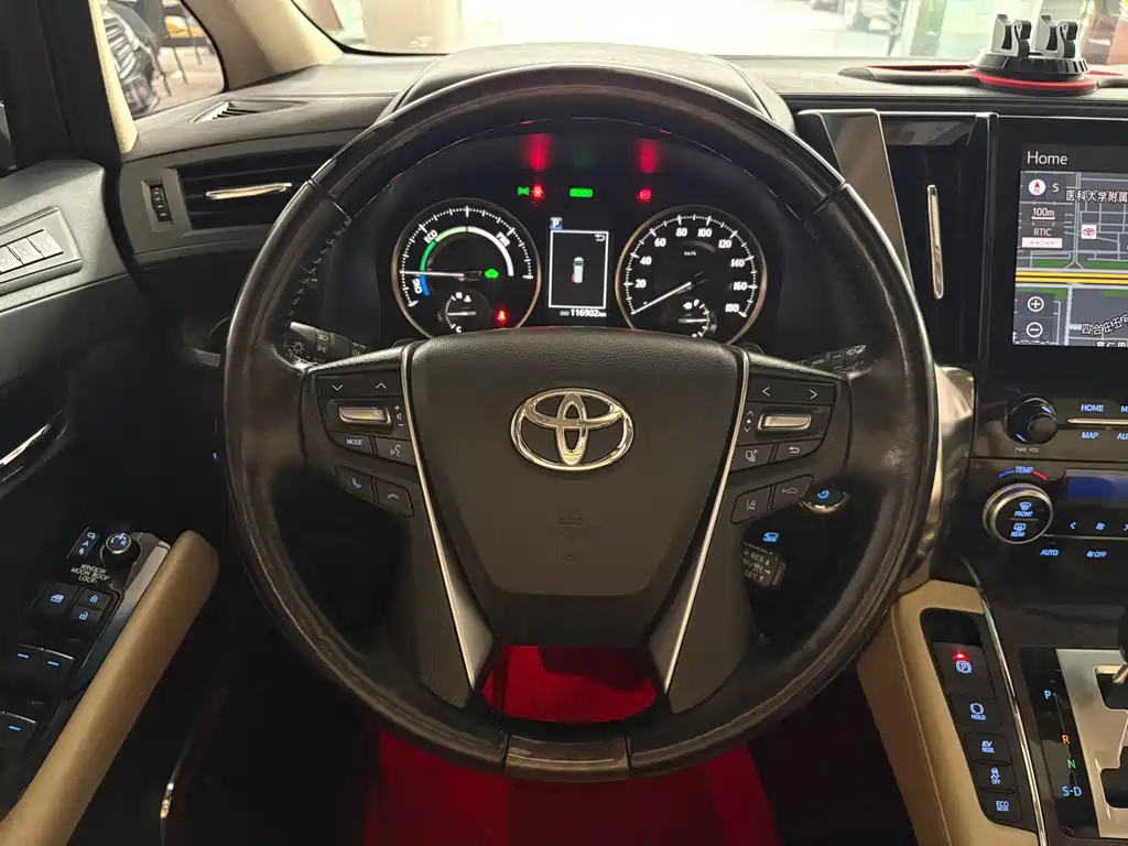 Toyota Vellfire — фото 18