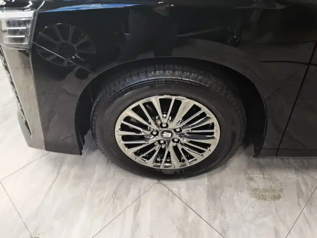 Toyota Vellfire — фото 23