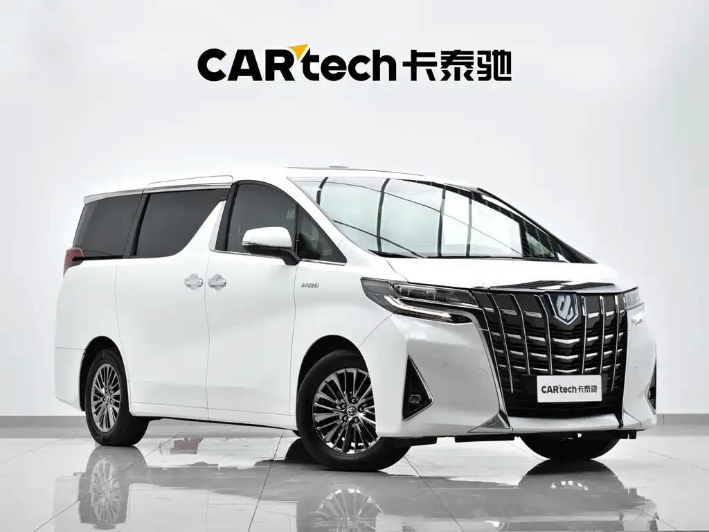 Toyota Alphard — фото 3